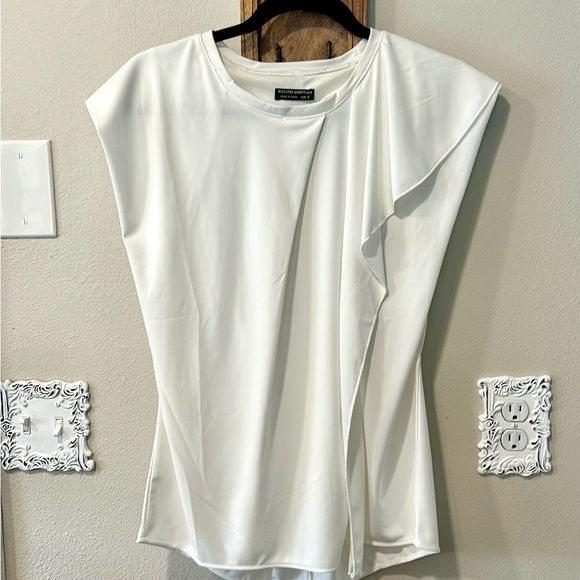 Women’s White Top Blouse Elegant Draped Size S - Picture 1 of 5